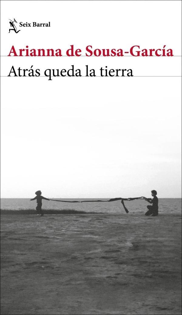ATRÁS QUEDA LA TIERRA